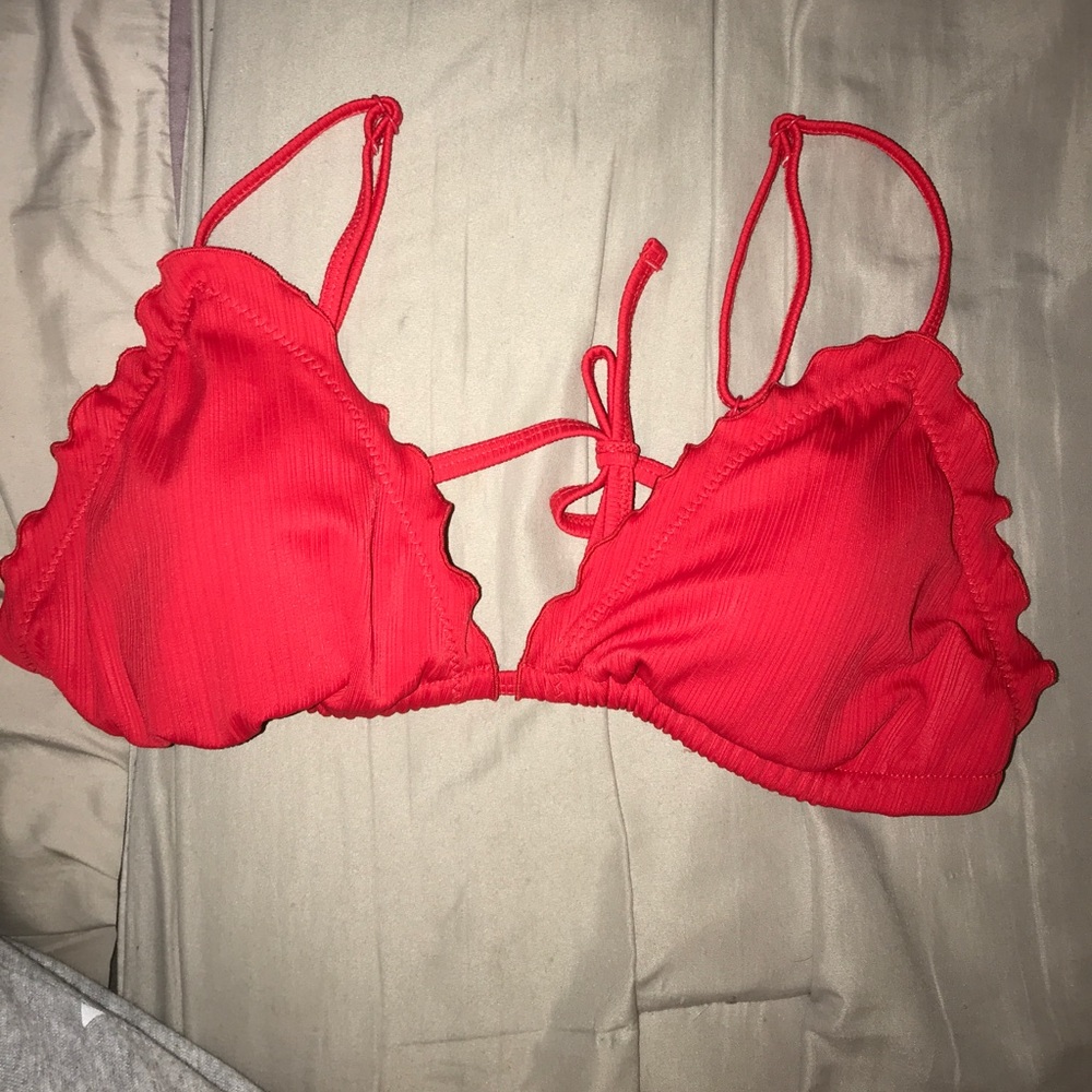 never worn before red bikini top